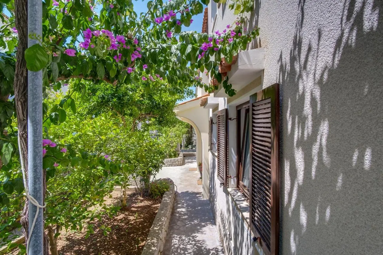 Apartments Anci Mali Losinj