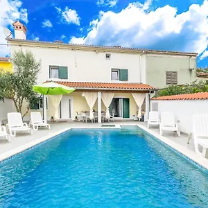  Ferienhaus Holiday Olga With Pool &pet Friendly Kroatien